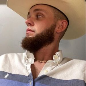 Meet your Posher, Austin